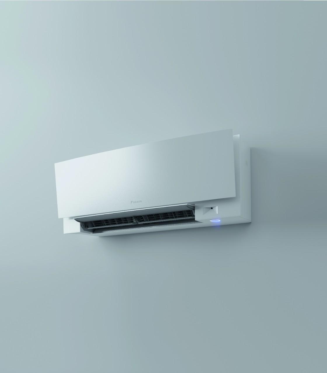 DAIKIN EMURA FTXJ WANDMODEL 2.5 - 5 KW